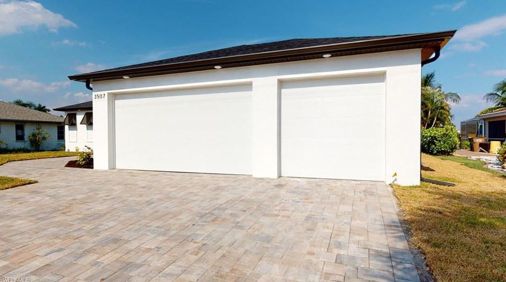 2029 Old Burnt Store Rd, Cape Coral, FL 33993-3504