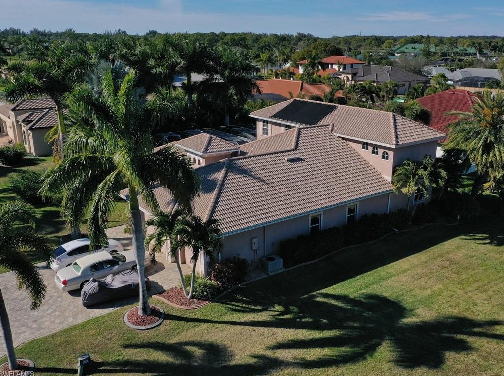 911 Palmetto Pointe Cir, Cape Coral, FL 33991-3610