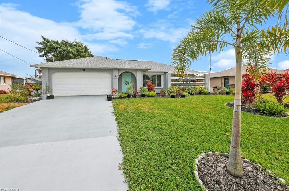 901 6th Ct, Cape Coral, FL 33990-0028