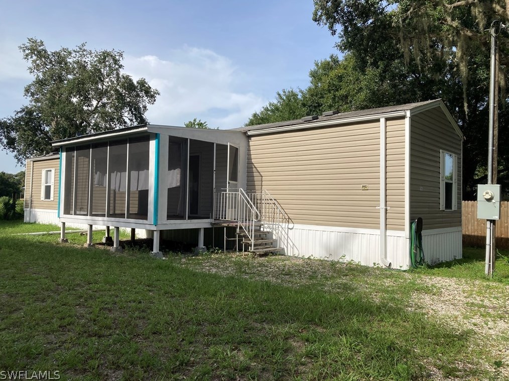 1106 Charles St, Moore Haven, FL 33471