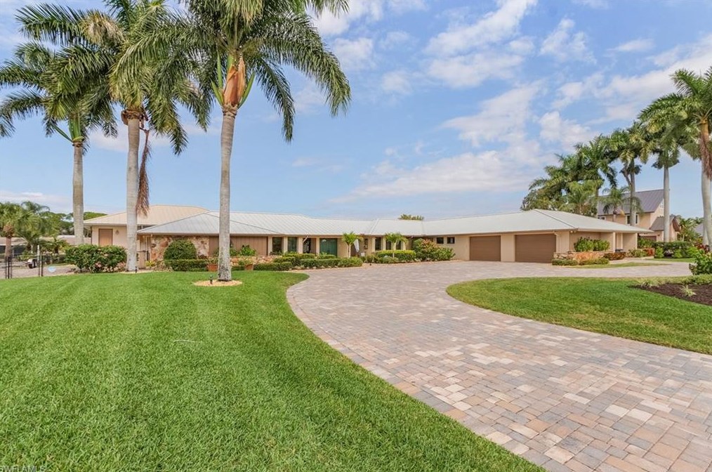 1838 Whitecap Cir, Fort Myers, FL 33903-5044