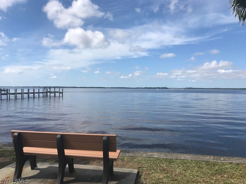 1362 Braman Ave, Fort Myers FL  33901-6710 exterior