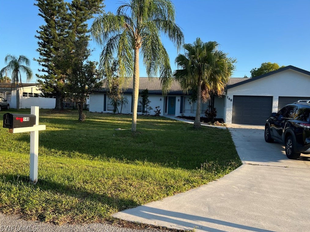 148 Charles St, Fort Myers, FL 33905-2608
