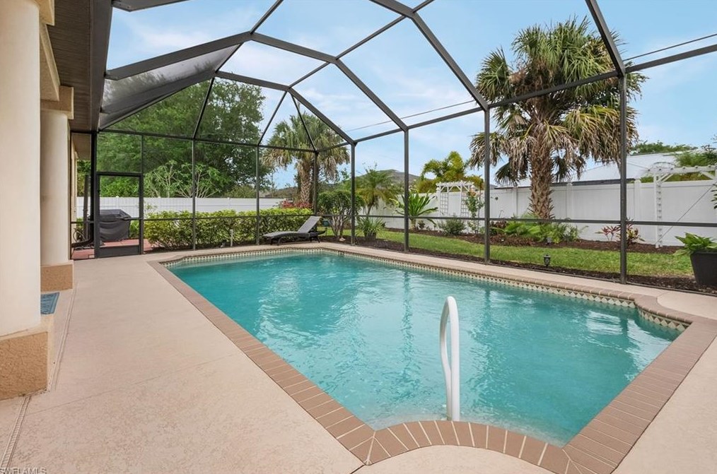 2925 8th Pl, Cape Coral, FL 33904-3502