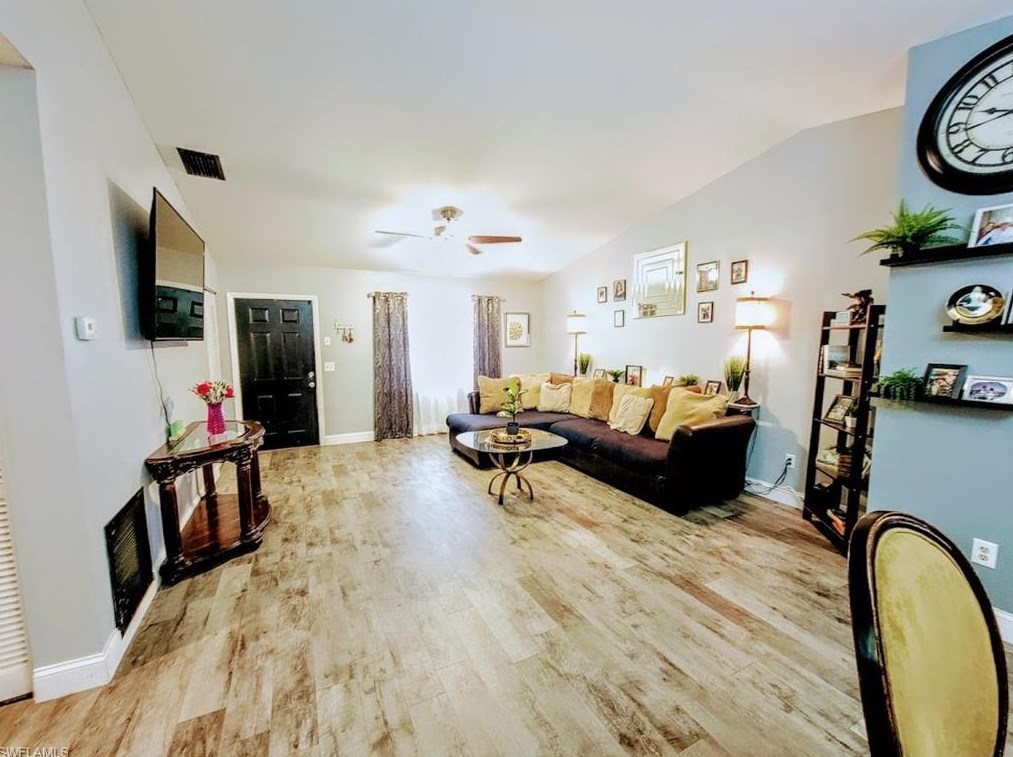 4036 E Sunflower Cir, Labelle, FL 33935