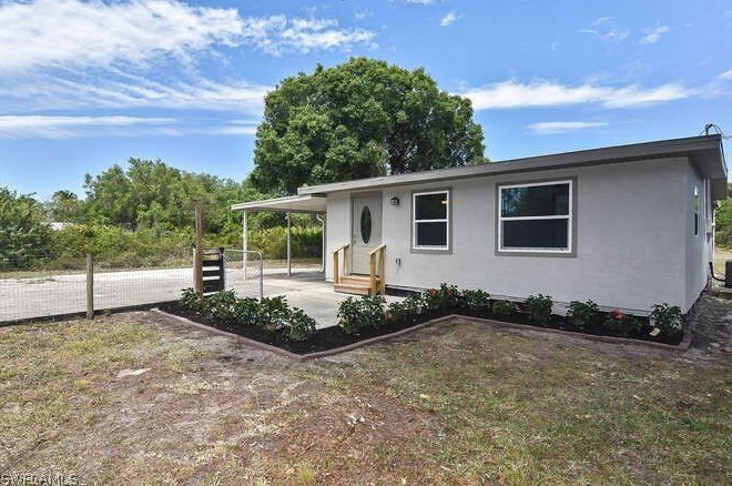 15591 Hazel Way, Alva, FL 33920-3442