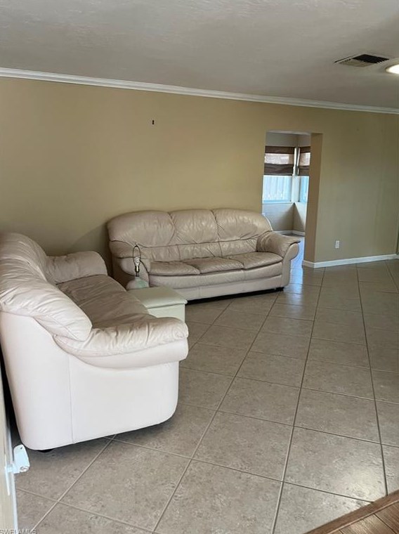 9754 Foxglove Cir, Fort Myers, FL 33919-4905