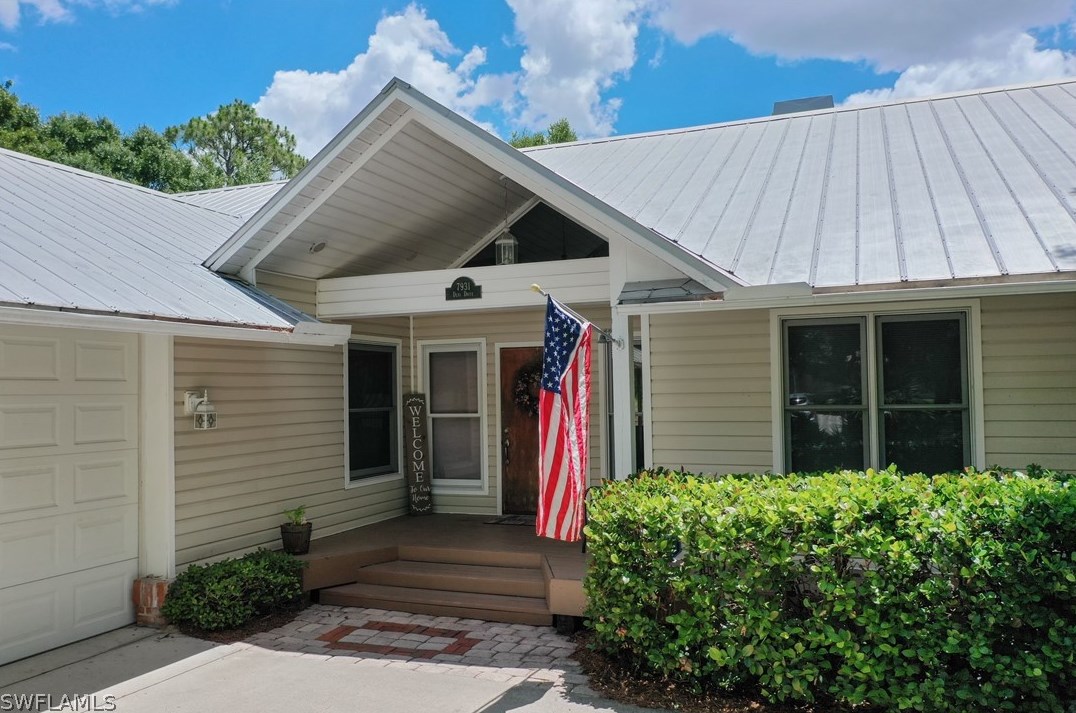 7931 Deni Dr, Fort Myers, FL 33917-3360
