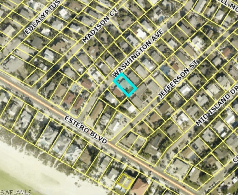 130 Washington Ave, Fort Myers Beach, FL 33931