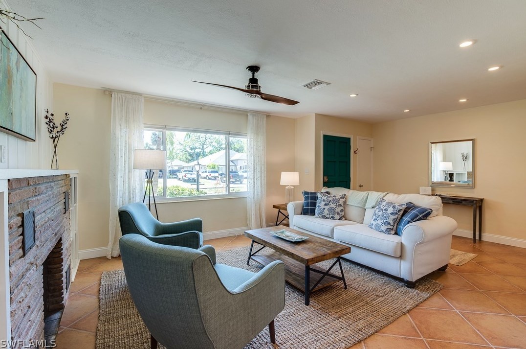 1225 La Faunce Way, Fort Myers, FL 33919