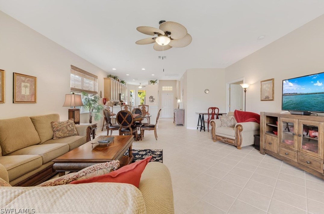 3516 Crosswater Dr, North Fort Myers FL  33917-7851 exterior