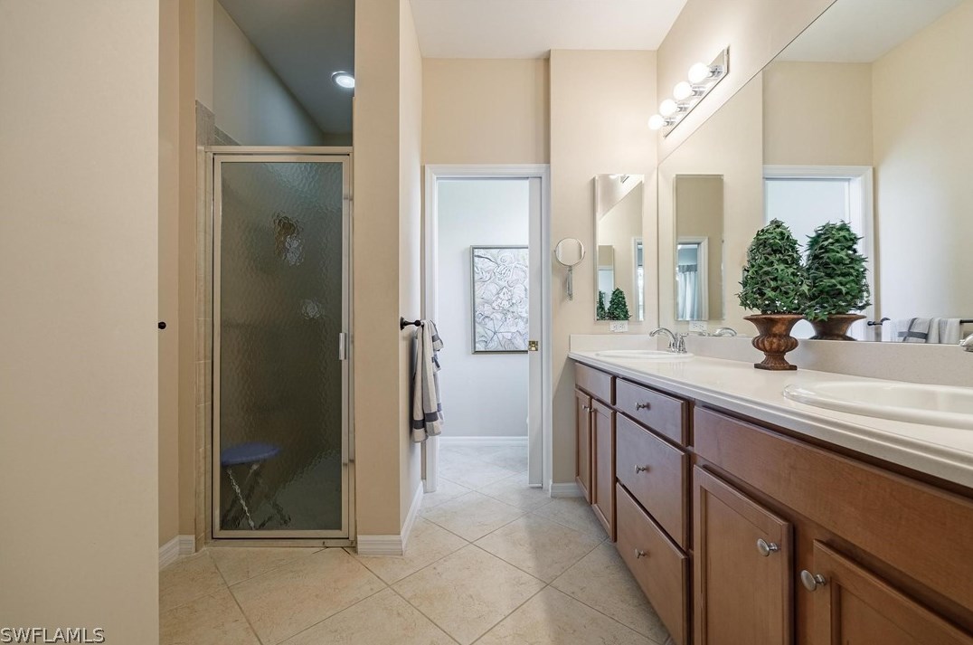 3516 Crosswater Dr, North Fort Myers FL  33917-7851 exterior