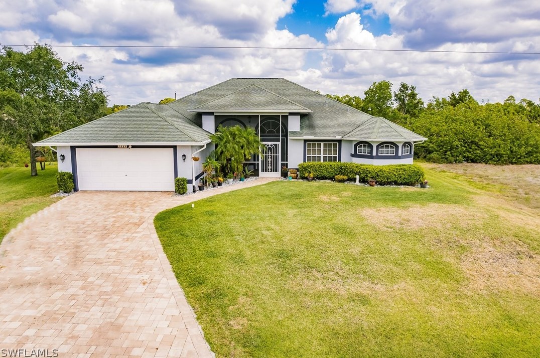 3929 41st Ter, Cape Coral, FL 33993-7301