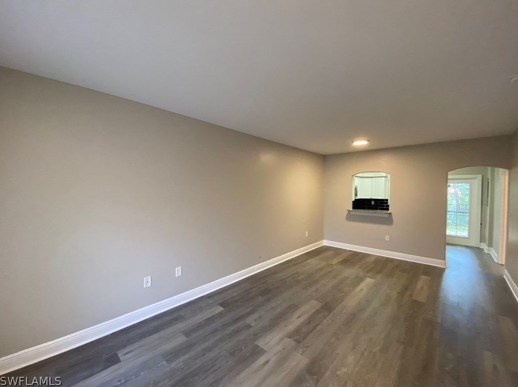4154 Castilla Cir, Fort Myers, FL 33916-9415