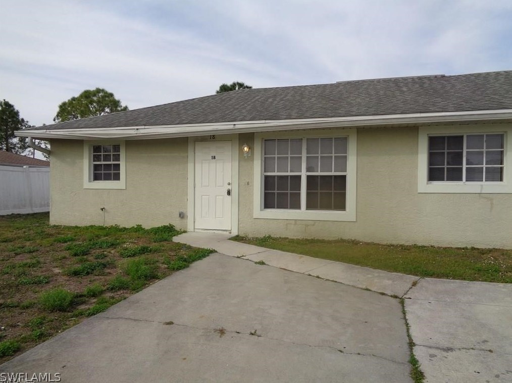 18 / 20 W 12th St, Lehigh Acres, FL 33972