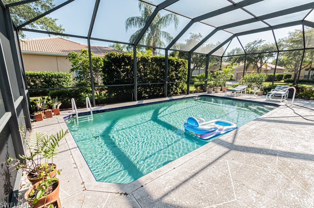 14145 Creek Ct, Fort Myers FL 33908-3017 exterior