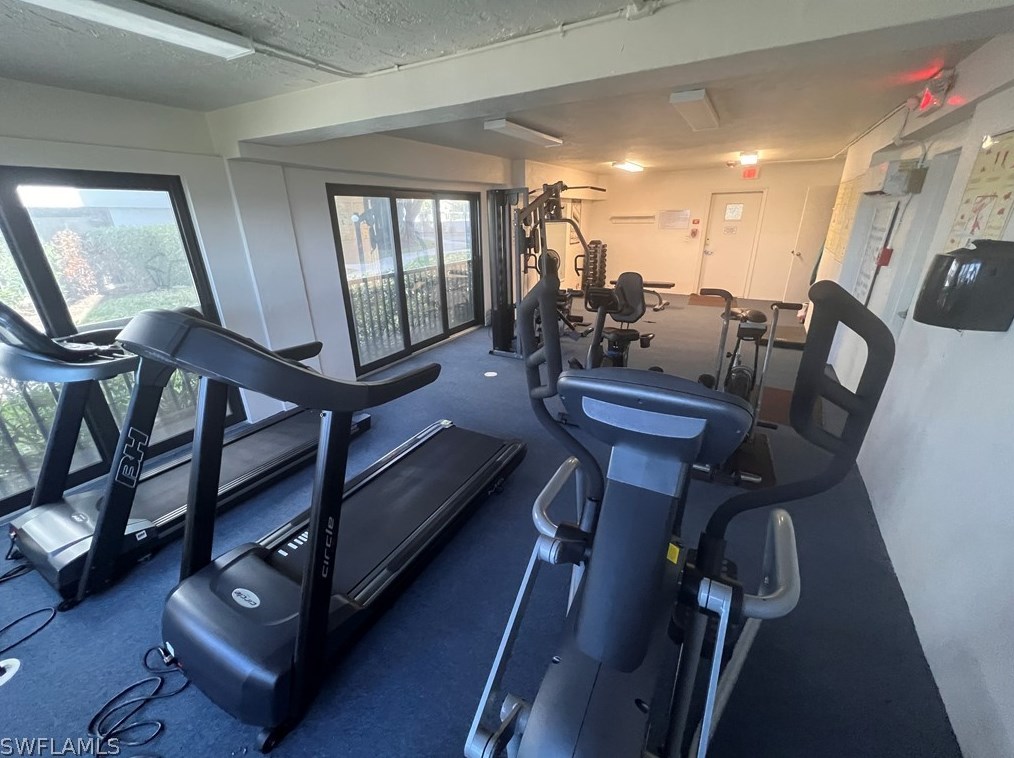 3350 Key Dr, Fort Myers FL  33903-4823 exterior