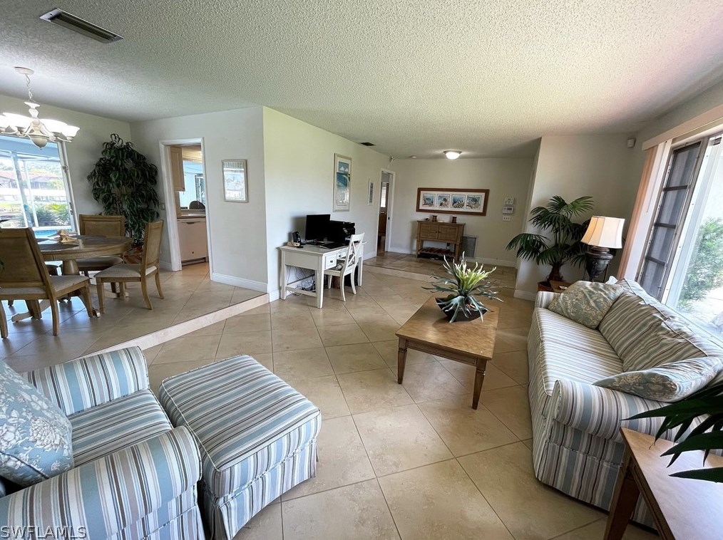 1510 32nd St, Cape Coral, FL 33904-3928