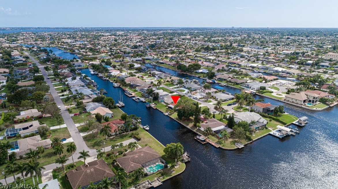 3615 18th Ave, Cape Coral, FL 33904-5073