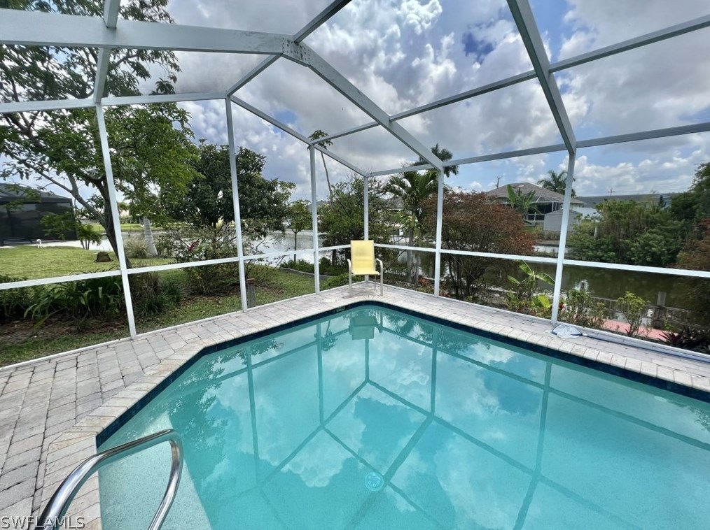 1825 8th Ct, Cape Coral, FL 33991-3302