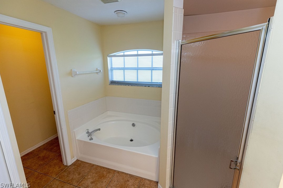 845 Nyasa Ave, Fort Myers, FL 33913