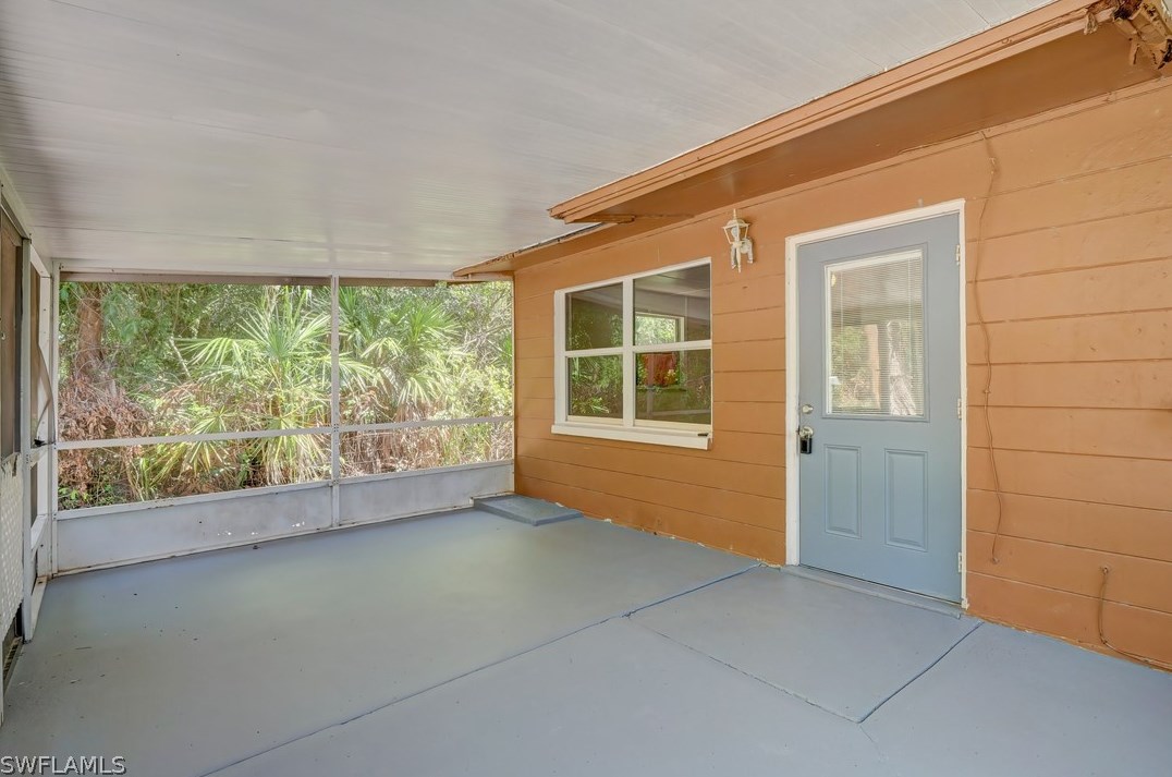 20090 Campbell Rd, Fort Myers, FL 33917-4601