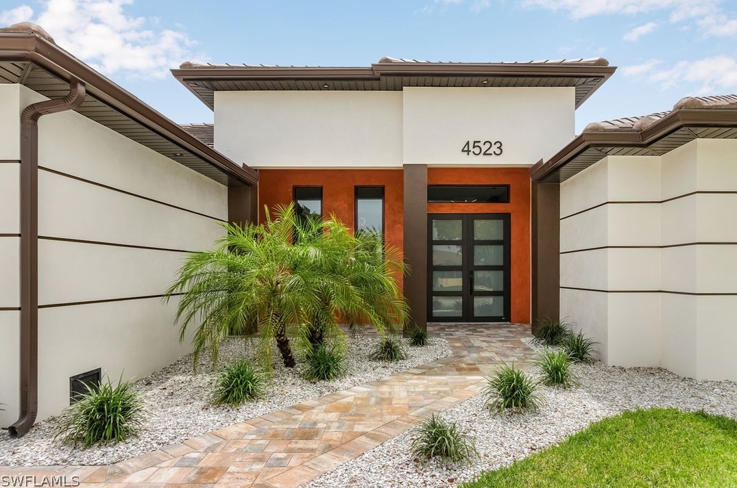 4523 Pelican Blvd, Cape Coral, FL 33914-6476