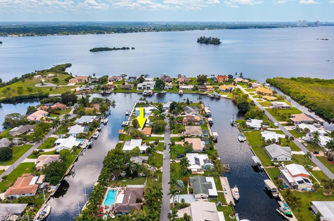 2158 Cape Way, Fort Myers, FL 33917-2506