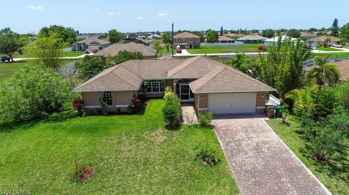 1152 Juanita Pl, Cape Coral, FL 33909-1282