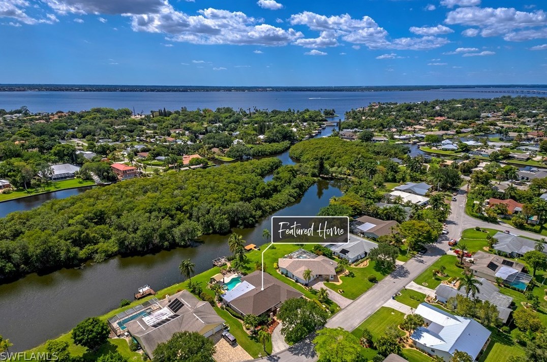 5427 Brandy Cir, Fort Myers, FL 33919-2219