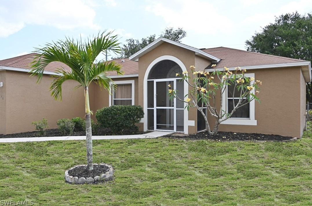 224 Santa Barbara Pl, Cape Coral, FL 33990-1073