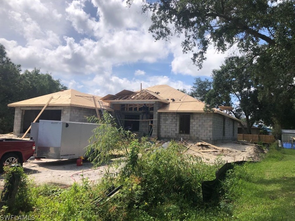 14060 Benedict St, Fort Myers, FL 33905-7695