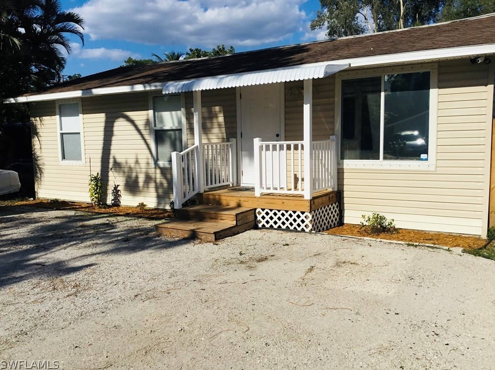 5613 4th Ave, Fort Myers, FL 33907-2913