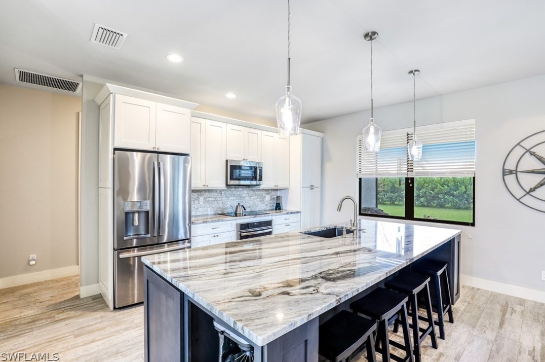 914 33rd St, Cape Coral, FL 33904-2944