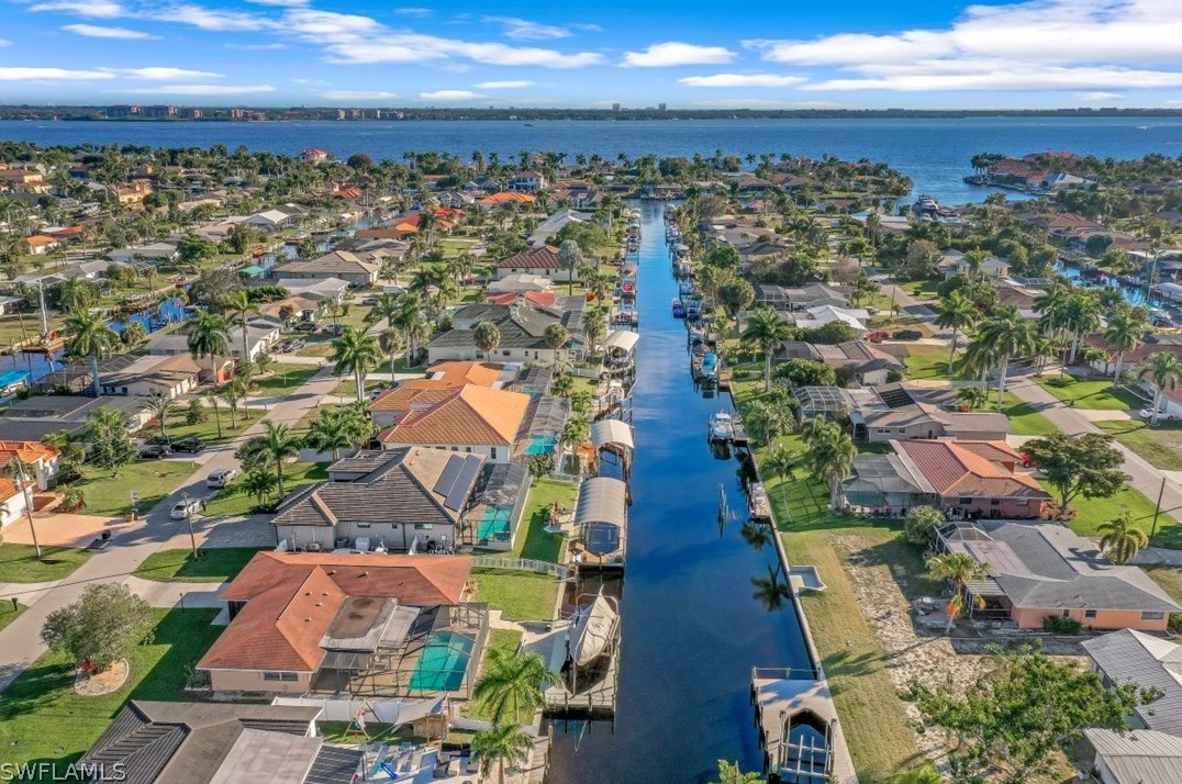 5310 Cortez Ct, Cape Coral, FL 33904-5823
