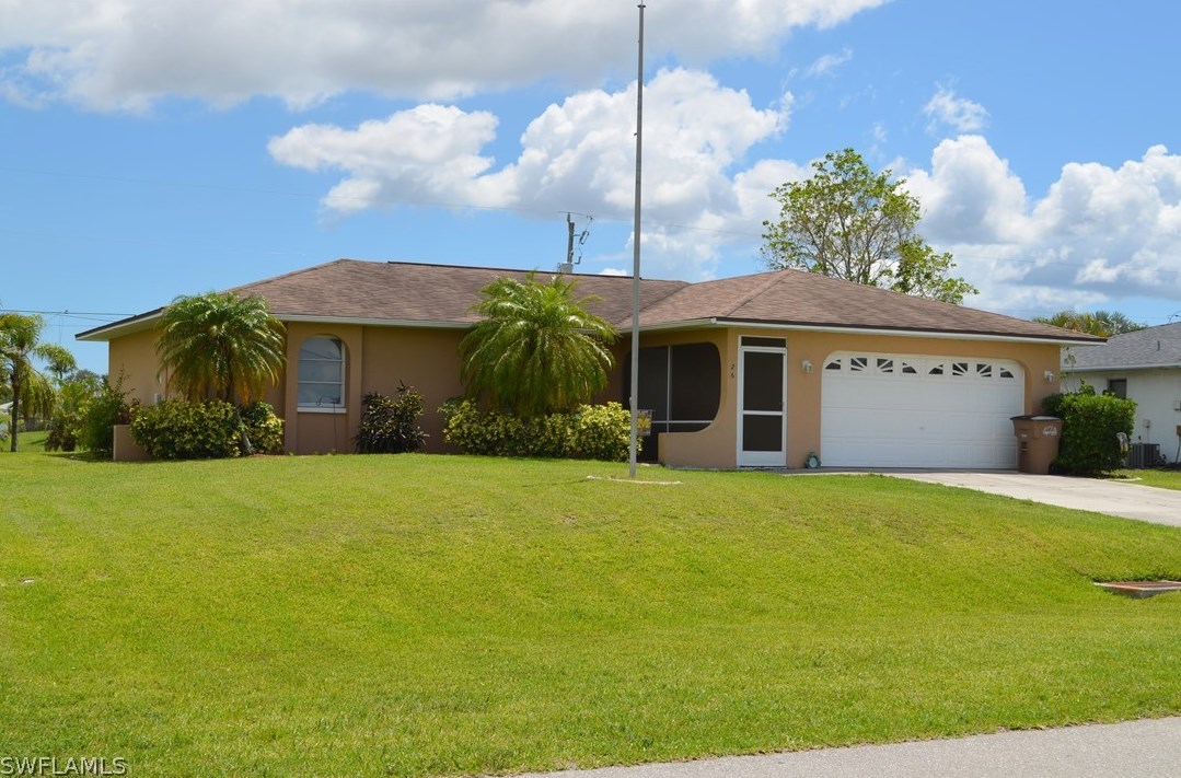 26 19th St, Cape Coral, FL 33991-3705