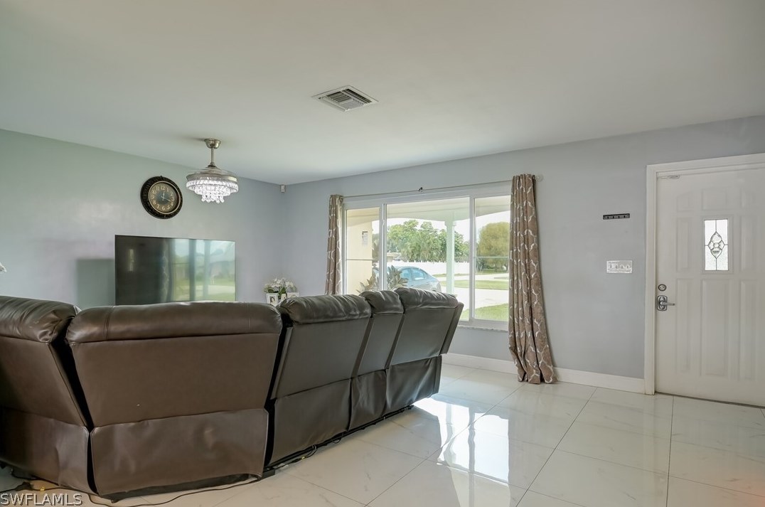 1314 26th St, Cape Coral, FL 33904-5715