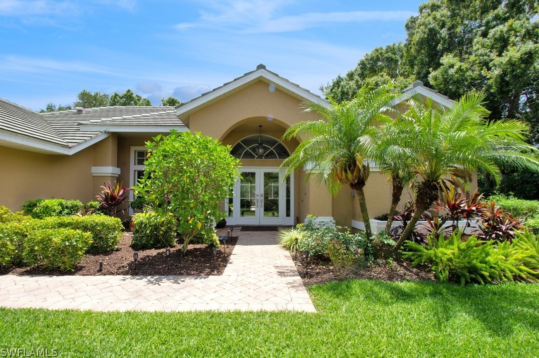 12460 Teak Cir, Fort Myers, FL 33913-8121