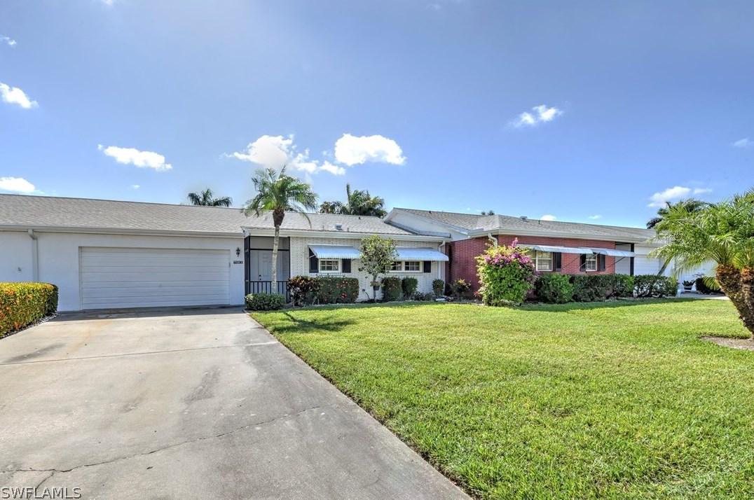 7083 Cedarhurst Dr, Fort Myers, FL 33919-6703