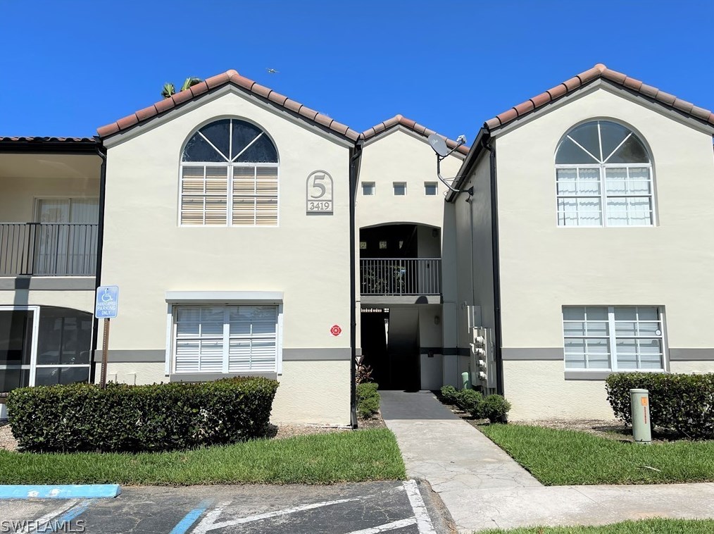 3419 Winkler Ave, Fort Myers, FL 33916-8422