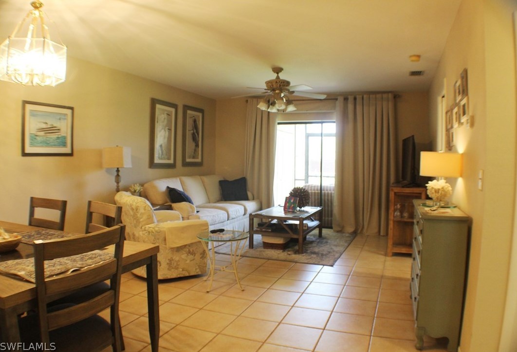 8382 Charter Club Cir, Fort Myers, FL 33919-6830