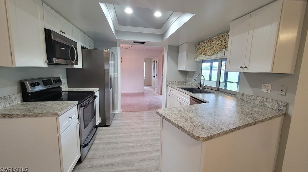1408 22nd Ter, Cape Coral, FL 33990-4690