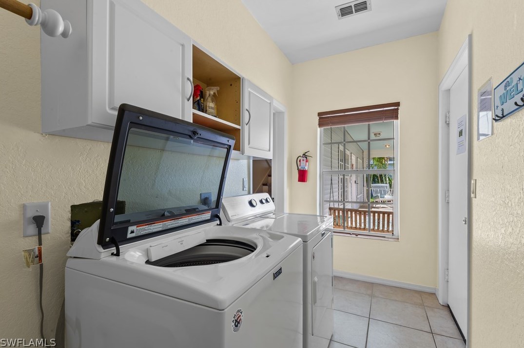 4006 25 Pl, Cape Coral FL  33914-5470 exterior