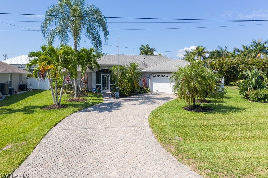 1924 Sw 54th Ln, Cape Coral, FL 33914