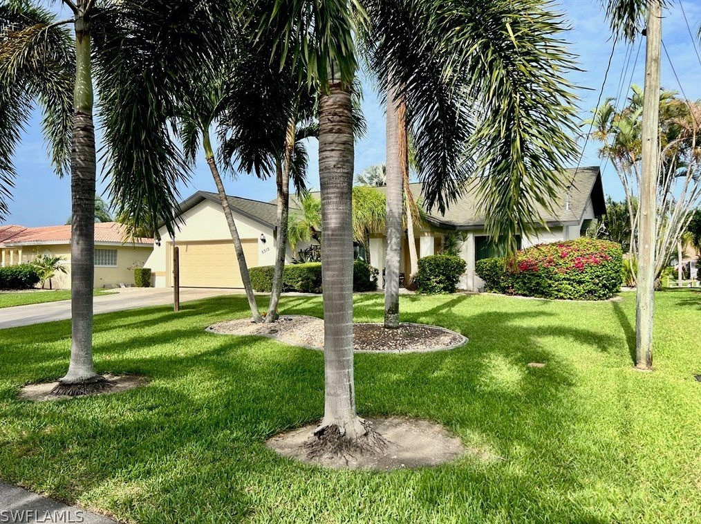 5312 9th Pl, Cape Coral, FL 33914-7076