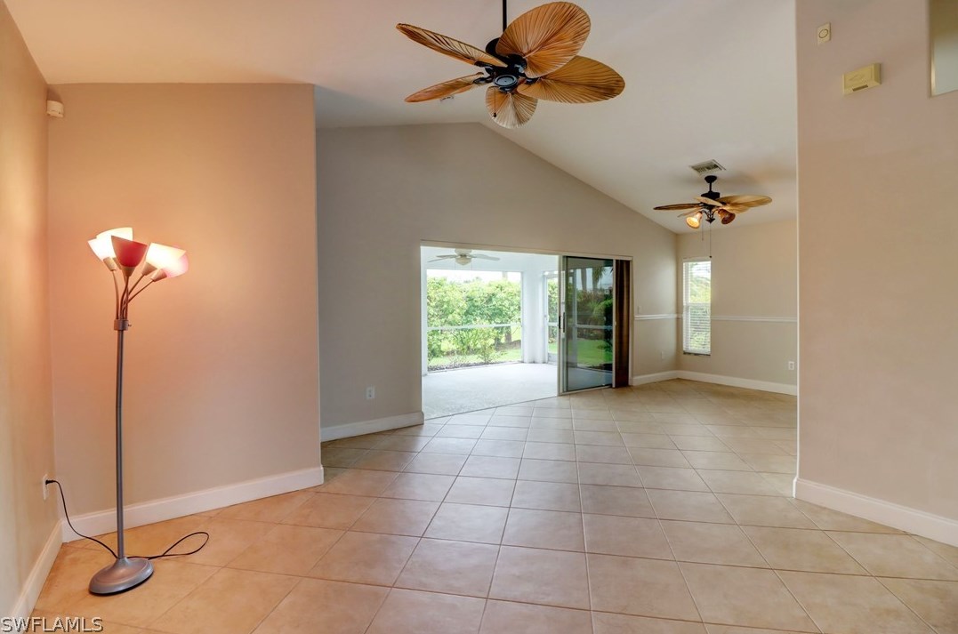 7564 Cameron Cir, Fort Myers, FL 33912-5658