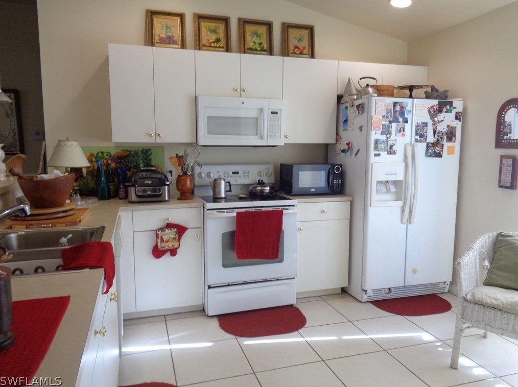 4341 7th Pl, Cape Coral, FL 33914-7516