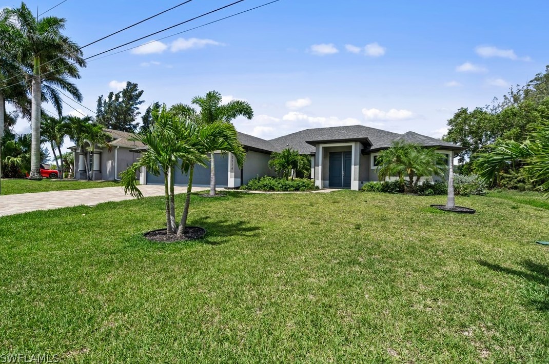 2116 8th Pl, Cape Coral, FL 33909-4460