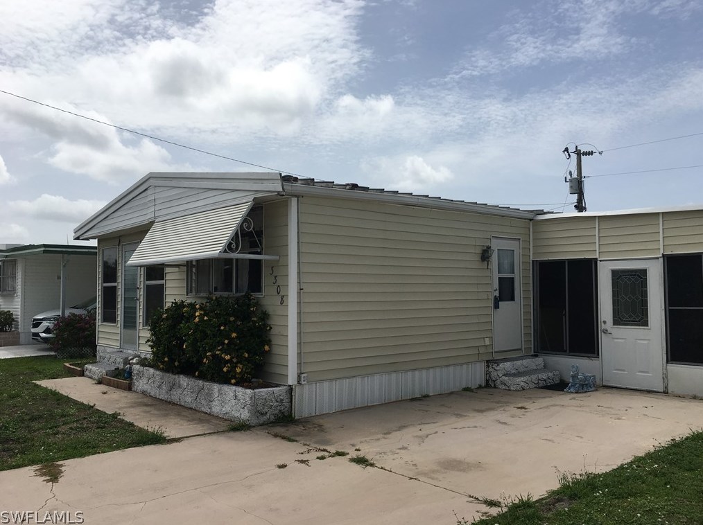 3308 Galaxy Way, Fort Myers, FL 33903-1434