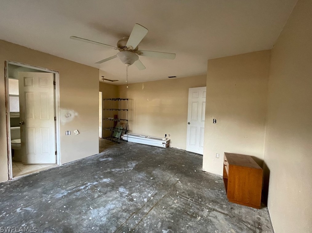 6451 Adelphi Cir, Fort Myers FL  33919-5002 exterior